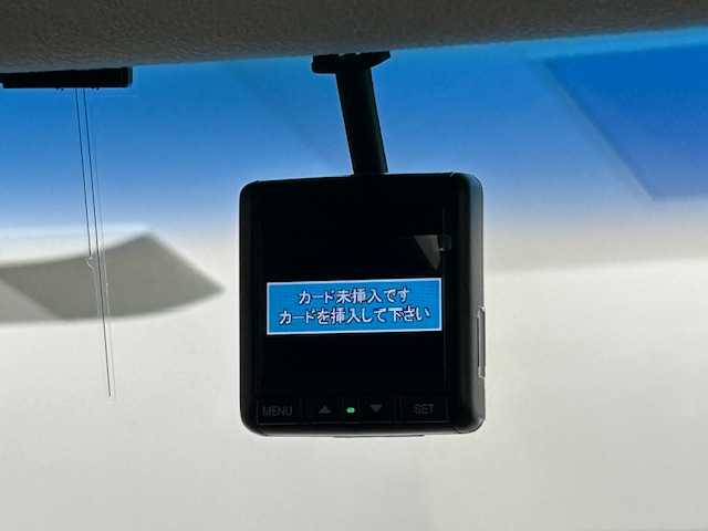 ホンダ Ｎ ＢＯＸ カスタム G SSパッケージ 宮城県 2017(平29)年 2.7万km プレミアムベルベットパープル・パール 4WD/両側パワースライドドア/純正ナビ/(VTR/AUX/CD/DVD/AM/FM/TV/iPod/SD/USB)/バックカメラ/ビルトインETC/前方ドライブレコーダー/シートヒーター/プッシュスタート/スマートキー/HIDヘッドランプ/オートライト/フォグランプ/フロントウィンドウ熱線/ドアバイザー/純正フロアマット/純正14インチアルミホイール
