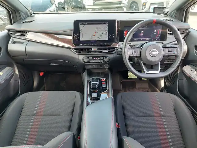 日産 オーラ ニスモ 東京都 2023(令5)年 1.7万km ピュアホワイトパール 純正9インチナビ/アラウンドビューモニター/プロパイロット/デジタルインナーミラー/ビルトインETC2.0/ワイヤレス充電/ハーフレザーシート/シートヒーター/ステアリングヒーター/レーダークルーズコントロール/衝突軽減ブレーキ/レーンキープアシスト/ブラインドスポットモニター/コーナーセンサー