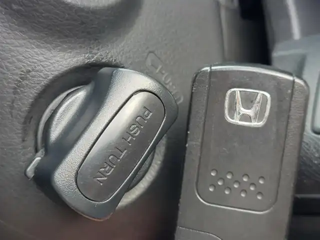 ホンダ ステップワゴン スパーダ S 東京都 2014(平26)年 7.6万km ホワイトオーキッドパール 純正HDDナビ/フルセグTV/バックカメラ/ETC/ドライブレコーダー/パドルシフト/アイドリングストップ/クルーズコントロール/片側パワースライドドア/HIDヘッドライト/オートライト/ドアバイザー/電動格納ミラー/16インチ純正アルミホイール/純正フロアマット