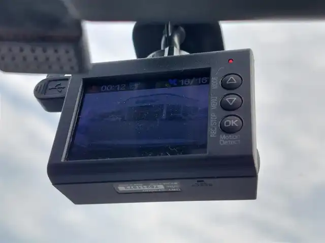 ホンダ ステップワゴン スパーダ S 東京都 2014(平26)年 7.6万km ホワイトオーキッドパール 純正HDDナビ/フルセグTV/バックカメラ/ETC/ドライブレコーダー/パドルシフト/アイドリングストップ/クルーズコントロール/片側パワースライドドア/HIDヘッドライト/オートライト/ドアバイザー/電動格納ミラー/16インチ純正アルミホイール/純正フロアマット