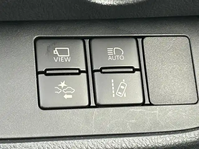 トヨタ シエンタ G クエロ 福岡県 2019(平31)年 5.4万km ラディアントグリーンM 純正7型SDナビ(フルセグTV/CD/DVD/BT)全方位トヨタセーフティコーナーセンサー両側電動パワスラドラレコETCシートヒーターハンドルヒーターUSB純正フロアマット純正LEDヘッドライトプッシュスタートスマートキー