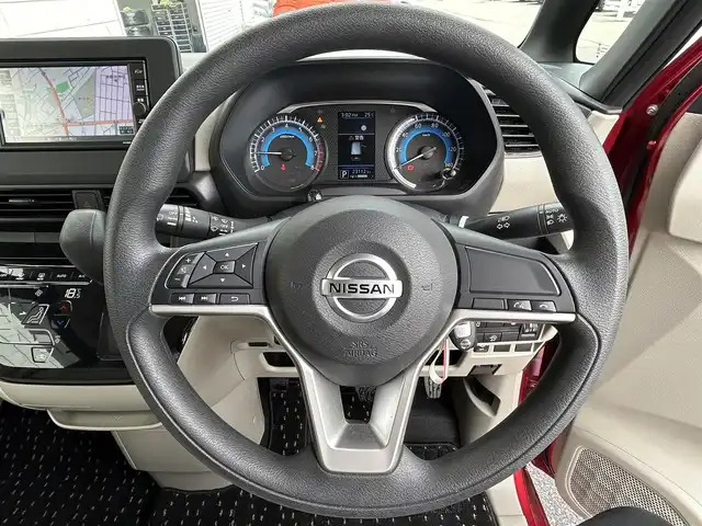 日産 ルークス X 富山県 2020(令2)年 2.4万km スパークリングレッドM 純正SDナビ（Bluetooth/フルセグTV/CD/iPad/AUX）/全周囲カメラ/片側パワースライドドア/ドライブレコーダー/コーナーセンサー/スタッドレス積込（14インチ）/ベンチシート/衝突軽減機能/オートライト/オートマチックハイビーム/横滑り防止機能/アイドリングストップ/盗難防止機能
