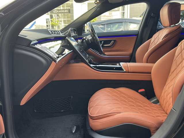 メルセデス・ベンツ Ｍ・ベンツ Ｓ４５０ｄ 4マチック AMGライン 大阪府 2024(令6)年 0.8万km オブシディアンブラック ワンオーナー/ブルメスターオーディオ/純正ナビ/全周囲カメラ/アクティブディスタンスアシスト・ディストロニック（クルコン）/サンルーフ/純正２０インチアルミホイール/フルセグテレビ/アイドリングストップ/エアーサスペンション/フットトランクオープナー/シートヒーター（全席）/シートクーラー（運転席・助手席）/メモリー付パワーシート（運転席・助手席）/ヘッドアップディスプレイ/エレクトロニックスタビリティコントロール/アクティブブレーキアシスト/アクティブレーンキーピングアシスト/アンビエントライト