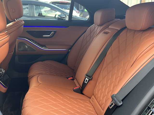 メルセデス・ベンツ Ｍ・ベンツ Ｓ４５０ｄ 4マチック AMGライン 大阪府 2024(令6)年 0.8万km オブシディアンブラック ワンオーナー/ブルメスターオーディオ/純正ナビ/全周囲カメラ/アクティブディスタンスアシスト・ディストロニック（クルコン）/サンルーフ/純正２０インチアルミホイール/フルセグテレビ/アイドリングストップ/エアーサスペンション/フットトランクオープナー/シートヒーター（全席）/シートクーラー（運転席・助手席）/メモリー付パワーシート（運転席・助手席）/ヘッドアップディスプレイ/エレクトロニックスタビリティコントロール/アクティブブレーキアシスト/アクティブレーンキーピングアシスト/アンビエントライト