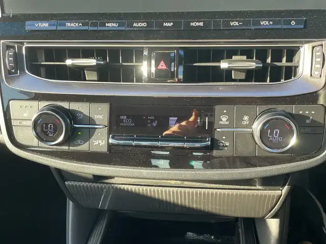トヨタ クラウン ハイブリッド S 神奈川県 2021(令3)年 7万km ブラック 純正12型ナビ/Bluetooth/CD/USB/フルセグ/レーダークルーズコントロール/ブラインドスポットモニター　/バックカメラ　/シートヒーター　/パワーシート　/ステアリングヒーター　/オートブレーキ　/ETC　/ドライブレコーダー　/LEDヘッドライト　/オートライト/オートマチックハイビーム/スマートキー/プッシュスタート/純正フロアマット/純正アルミホイール/ABS/横滑り防止装置/衝突被害軽減システム/レーンキープアシスト/盗難防止装置