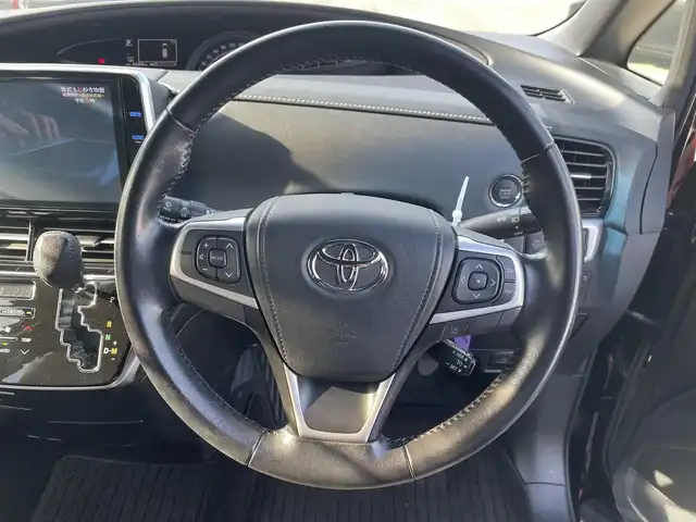 トヨタ エスティマ アエラス プレミアム 千葉県 2017(平29)年 6.4万km ブラック/レッドマイカメタリック 2トーン トヨタセーフティーセンス/・プリクラッシュセーフティー/・レーンキープアシスト/・オートマチックハイビーム/・アダプティブクルーズコントロール/純正10インチSDナビ【NSZN-Z66T】/・CD/DVD/MSV/Bluetooth/フルセグ/バックカメラ/両後パワースライドドア/ハーフレザーシート/運転席パワーシート/スマートキー/純正18インチアルミホイール/純正LEDヘッドライト/ビルトインETC/本革巻きステアリング/ドアバイザー/新車時保証書＆取扱説明書