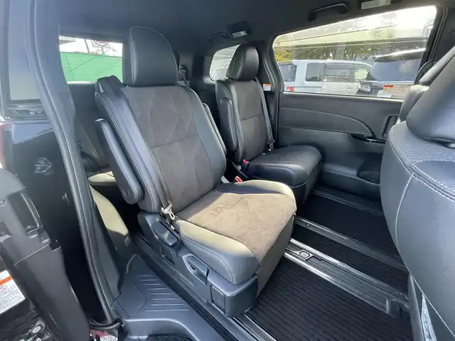 トヨタ エスティマ アエラス プレミアム 千葉県 2017(平29)年 6.4万km ブラック/レッドマイカメタリック 2トーン トヨタセーフティーセンス/・プリクラッシュセーフティー/・レーンキープアシスト/・オートマチックハイビーム/・アダプティブクルーズコントロール/純正10インチSDナビ【NSZN-Z66T】/・CD/DVD/MSV/Bluetooth/フルセグ/バックカメラ/両後パワースライドドア/ハーフレザーシート/運転席パワーシート/スマートキー/純正18インチアルミホイール/純正LEDヘッドライト/ビルトインETC/本革巻きステアリング/ドアバイザー/新車時保証書＆取扱説明書