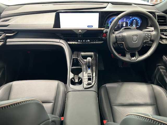 トヨタ クラウン スポーツ Z 宮城県 2024(令6)年 1.3万km プレシャスホワイトパール 4WD/モデリスタエアロ/デジタルインナーミラー/純正ナビ/全方位カメラ/Bluetooth/フルセグTV/トヨタセーフティセンス/・プリクラッシュセーフティ/・レーンディパーチャーアラート/・レーンチェンジアシスト/・レーントレーシングアシスト/・レーダークルーズコントロール/・アダプティブハイビームシステム/・ロードサインアシスト/・プロアクティブドライビングアシスト/・フロントクロストラフィックアラート/ブラインドスポットモニター/前後コーナーセンサー/ヘッドアップディスプレイ/オートホールド/AC100V充電/電動リアゲート/ステアリングヒーター/レザーシート/シートメモリー/エアーシート/シートヒーター/パワーシート/LEDヘッドライト/フォグランプ/オートライト/ヘッドライトウォッシャー/純正ビルトインETC2.0/純正ドライブレコーダー/純正フロアマット