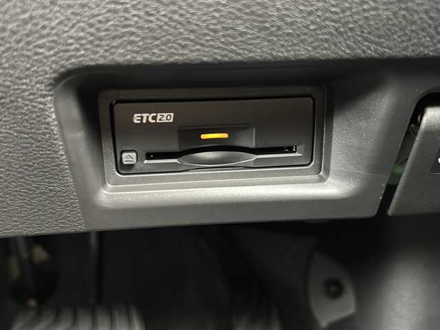 日産 セレナ e－パワー ハイウェイスター V 静岡県 2025(令7)年 0.1千km プリズムホワイト 純正ナビ/・ラジオ/フルセグTV/・Bluetooth/USB/HDMI/主要装備/・レーダークルーズコントロール　/・全方位カメラ　/・両側パワースライドドア　/・ＥＴＣ２．０　/・レーンキープアシスト　/・オートライト　/・オートハイビーム　/・ＬＥＤヘッドライト　/・デジタルインナーミラー　/・ＢＳＭ/・SOSコール/・オートホールド/・プロパイロット/・ワイヤレス充電/・純正アルミホイール/・プッシュスタート/・スマートキー/・スペアキー