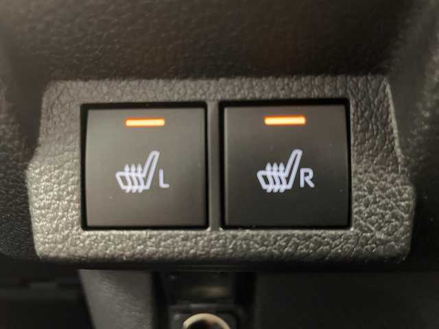 ダイハツ ムーヴ キャンバス ストライプス G 岐阜県 2022(令4)年 2.3万km シャイニングホワイトパール/サンドベージュメタリック 社外SDナビ/CD/DVD/Bluetooth/USB/フルセグTV/バックモニター/両側パワースライドドア(ウェルカムオープン機能付)/スマートアシスト/衝突回避支援ブレーキ機能/車線逸脱警報機能/コーナーセンサー/シートヒーター/ホッとカップホルダー/ドライブレコーダー/ETC/ステアリングリモコン/電動格納ミラー/オートリトラミラー/スマートキー/プッシュスタート/オートLEDヘッドライト電動パーキングブレーキ/オートブレーキホールド/純正フロアマット/純正ドアバイザー