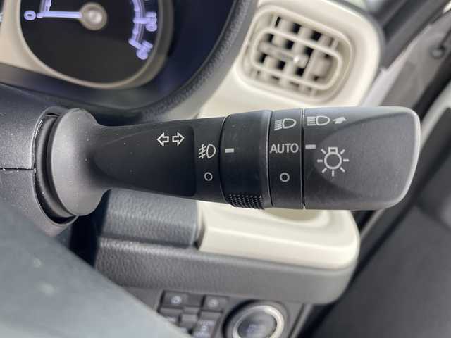 ダイハツ ムーヴ キャンバス ストライプス G 岐阜県 2022(令4)年 2.3万km シャイニングホワイトパール/サンドベージュメタリック 社外SDナビ/CD/DVD/Bluetooth/USB/フルセグTV/バックモニター/両側パワースライドドア(ウェルカムオープン機能付)/スマートアシスト/衝突回避支援ブレーキ機能/車線逸脱警報機能/コーナーセンサー/シートヒーター/ホッとカップホルダー/ドライブレコーダー/ETC/ステアリングリモコン/電動格納ミラー/オートリトラミラー/スマートキー/プッシュスタート/オートLEDヘッドライト電動パーキングブレーキ/オートブレーキホールド/純正フロアマット/純正ドアバイザー