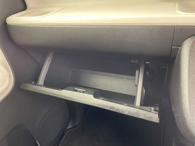 ダイハツ ムーヴ キャンバス ストライプス G 岐阜県 2022(令4)年 2.3万km シャイニングホワイトパール/サンドベージュメタリック 社外SDナビ/CD/DVD/Bluetooth/USB/フルセグTV/バックモニター/両側パワースライドドア(ウェルカムオープン機能付)/スマートアシスト/衝突回避支援ブレーキ機能/車線逸脱警報機能/コーナーセンサー/シートヒーター/ホッとカップホルダー/ドライブレコーダー/ETC/ステアリングリモコン/電動格納ミラー/オートリトラミラー/スマートキー/プッシュスタート/オートLEDヘッドライト電動パーキングブレーキ/オートブレーキホールド/純正フロアマット/純正ドアバイザー