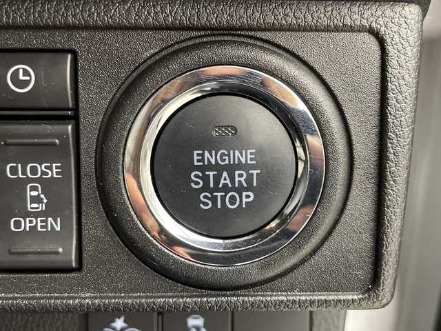 ダイハツ ムーヴ キャンバス ストライプス G 岐阜県 2022(令4)年 2.3万km シャイニングホワイトパール/サンドベージュメタリック 社外SDナビ/CD/DVD/Bluetooth/USB/フルセグTV/バックモニター/両側パワースライドドア(ウェルカムオープン機能付)/スマートアシスト/衝突回避支援ブレーキ機能/車線逸脱警報機能/コーナーセンサー/シートヒーター/ホッとカップホルダー/ドライブレコーダー/ETC/ステアリングリモコン/電動格納ミラー/オートリトラミラー/スマートキー/プッシュスタート/オートLEDヘッドライト電動パーキングブレーキ/オートブレーキホールド/純正フロアマット/純正ドアバイザー