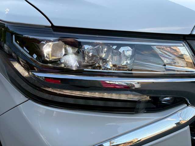 トヨタ アルファード S Cパッケージ 大阪府 2020(令2)年 5万km ホワイトパールクリスタルシャイン ＡＬＰＩＮＥ１１インチナビ　/フルセグ　/Ｂｌｕｅｔｏｏｔｈ　/バックカメラ　/HDMI/ＡＬＰＩＮＥフリップダウンモニター　/本革レザーシート　（OP）/前席・2列目席（シートヒータ・エアーシート）/サンルーフ　/ＡＣ１００Ｖ　/デジタルインナーミラー　/ＢＳＭ/三眼LEDヘッドライト/シーケンシャルライト/両側パワースライドドア/パワーバックドア/前後ドラレコ/ETC