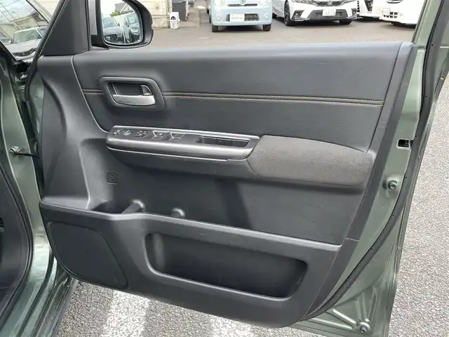 ホンダ フリード＋ ハイブリット クロスター 大分県 2023(令5)年 2.8万km シルバーミストグリーンM ワンオーナー/ハーフレザー調シート/純正メモリナビ VXM-237VFNi/【フルセグ/DVD/BTオーディオ】/バックカメラ/後席フリップダウンモニター/両側パワースライドドア/純正15インチアルミホイール/レーダークルーズコントロール/衝突被害軽減システム/レーンアシスト/ETC/LEDヘッドライト/LEDフォグランプ/オートライト/レザーステアリング/チルトステアリング/ステアリングリモコン/運転席シートリフター/前席シートヒーター/ミラーヒーター/ワイパーヒーター/ウインカーミラー/横滑り防止装置/エンジンプッシュスタート/リアプライバシーガラス/ドアバイザー/フロアマット/電動格納ミラー/カーテン＆サイド＆Wエアバッグ/ABS/スマートキー×2/保証書/車両取説/ナビ取説