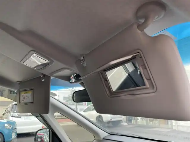 ホンダ フリード＋ ハイブリット クロスター 大分県 2023(令5)年 2.8万km シルバーミストグリーンM ワンオーナー/ハーフレザー調シート/純正メモリナビ VXM-237VFNi/【フルセグ/DVD/BTオーディオ】/バックカメラ/後席フリップダウンモニター/両側パワースライドドア/純正15インチアルミホイール/レーダークルーズコントロール/衝突被害軽減システム/レーンアシスト/ETC/LEDヘッドライト/LEDフォグランプ/オートライト/レザーステアリング/チルトステアリング/ステアリングリモコン/運転席シートリフター/前席シートヒーター/ミラーヒーター/ワイパーヒーター/ウインカーミラー/横滑り防止装置/エンジンプッシュスタート/リアプライバシーガラス/ドアバイザー/フロアマット/電動格納ミラー/カーテン＆サイド＆Wエアバッグ/ABS/スマートキー×2/保証書/車両取説/ナビ取説