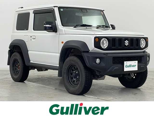 スズキ ジムニー シエラ JC 宮城県 2020(令2)年 2.4万km ピュアホワイトP 禁煙車/デュアルカメラブレーキサポート/スズキセーフティサポート/・車線逸脱抑制制御機能/・車線逸脱警報機能/・横滑り防止装置/・ハイビームアシスト/バックカメラ/ダウンヒルアシストコントロール/純正8インチナビ/・BT/SD/CD/DVD/USB/iPod/AM/FM/フルセグTV/前席シートヒーター/ETC/革巻きステアリング/ステアリングスイッチ/エンジンスターター/スマートキー/プッシュスタート/LEDヘッドライト/LEDフォグランプ/純正フロアマット/純正ドアバイザー/純正15インチホイール/ヒーテッドミラー