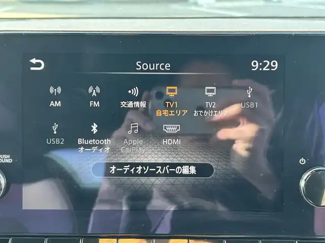 日産 オーラ ニスモ 栃木県 2022(令4)年 1.6万km ピュアホワイトパール 全方位運転支援システム/・インテリジェントエマージェンシーブレーキ/・踏み間違い衝突防止アシスト　・標識検知機能/・前方衝突予測警報　・ふらつき警報　・後退時車両検知機能/・車線逸脱警報　・車線逸脱防止支援システム/・後側方衝突防止支援システム/車両検知警報/9インチワイドディスプレイコネクトナビゲーションシステム/フルセグTV/Bluetooth/USB/AppleCarPlay/インテリジェントアラウンドビューモニター/インテリジェントルームミラー/ETC2.0/ドライブレコーダー/ワイヤレス充電/ブラックフードデカール/NISMOロゴ入りレッド加飾付ブラック合皮ハーフレザーシート/スマートキー/プッシュEgスタート/純正17インチAW/アダプティブLEDヘッドライト/フォグランプ