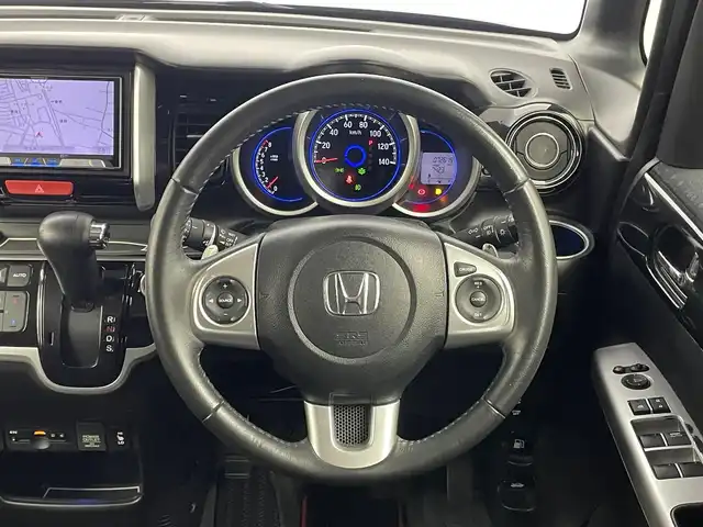 ホンダ Ｎ ＢＯＸ カスタムGターボSSブラックスタイル 埼玉県 2017(平29)年 7.3万km プレミアムベルベットパープル・パール ホンダセンシング　社外８インチナビ　フリップダウンモニター　バックカメラ　ビルトインＥＴＣ　ドライブレコーダー　クルーズコントロール　シートヒーター　社外アルミホイール　オートライト　ＨＩＤライト