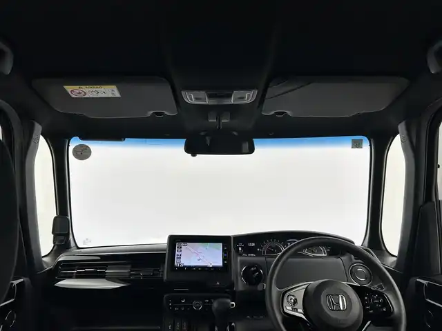 ホンダ Ｎ ＢＯＸ カスタム L 千葉県 2021(令3)年 2.2万km ミッドナイトブルービームM 禁煙車/純正7型ナビ（VXM-214VFi）/AM＆FM＆Bluetooth＆フルセグTV＆CD＆DVD/両側電動スライドドア　/レーダークルーズコントロール　/ホンダセンシング　/衝突軽減ブレーキ /LEDヘッドライト（オートライト機能付）/ビルトインETC　/シートヒーター/ヘッドライトレベライザー　/レーンアシスト　/USBポート/電動格納サイドミラー/ISOFIX/純正フロアマット/純正ドアバイザー/バックカメラ/アイドリングストップ/ウィンカーミラー/プッシュスタート