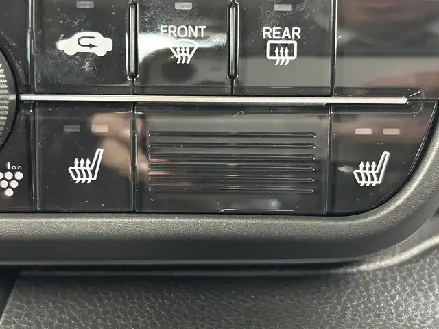 ホンダ Ｎ ＢＯＸ カスタム L 千葉県 2021(令3)年 2.2万km ミッドナイトブルービームM 禁煙車/純正7型ナビ（VXM-214VFi）/AM＆FM＆Bluetooth＆フルセグTV＆CD＆DVD/両側電動スライドドア　/レーダークルーズコントロール　/ホンダセンシング　/衝突軽減ブレーキ /LEDヘッドライト（オートライト機能付）/ビルトインETC　/シートヒーター/ヘッドライトレベライザー　/レーンアシスト　/USBポート/電動格納サイドミラー/ISOFIX/純正フロアマット/純正ドアバイザー/バックカメラ/アイドリングストップ/ウィンカーミラー/プッシュスタート