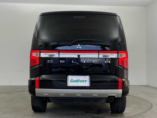 三菱 デリカＤ：５ G パワーパッケージ 兵庫県 2022(令4)年 5.1万km アメジストブラック ・社外ナビ/Bluetooth/CD/DVD/SD/TV/・全方位カメラ/・4WD/・ディーゼル車/・衝突軽減ブレーキ/・レーダクルーズコントロール/・レーンキープアシスト/・オートマチックハイビーム/・両側パワースライドドア/・パワーバックドア/・ステアリングヒーター/・パドルシフト/・運転席パワーシート/・前席シートヒーター/・前後ドライブレコーダー/・ETC/・フロアマット/・オートワイパー/・LEDヘッドライト/・純正アルミホイールタイヤ/・取扱説明書/・保証書/・スペアキー