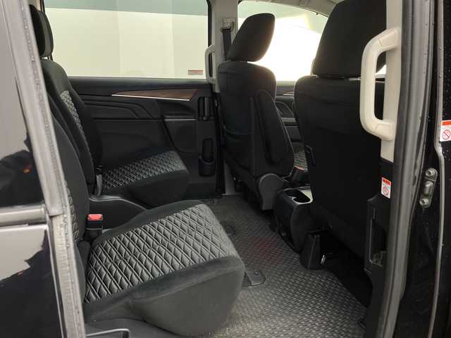 三菱 デリカＤ：５ G パワーパッケージ 兵庫県 2022(令4)年 5.1万km アメジストブラック ・社外ナビ/Bluetooth/CD/DVD/SD/TV/・全方位カメラ/・4WD/・ディーゼル車/・衝突軽減ブレーキ/・レーダクルーズコントロール/・レーンキープアシスト/・オートマチックハイビーム/・両側パワースライドドア/・パワーバックドア/・ステアリングヒーター/・パドルシフト/・運転席パワーシート/・前席シートヒーター/・前後ドライブレコーダー/・ETC/・フロアマット/・オートワイパー/・LEDヘッドライト/・純正アルミホイールタイヤ/・取扱説明書/・保証書/・スペアキー