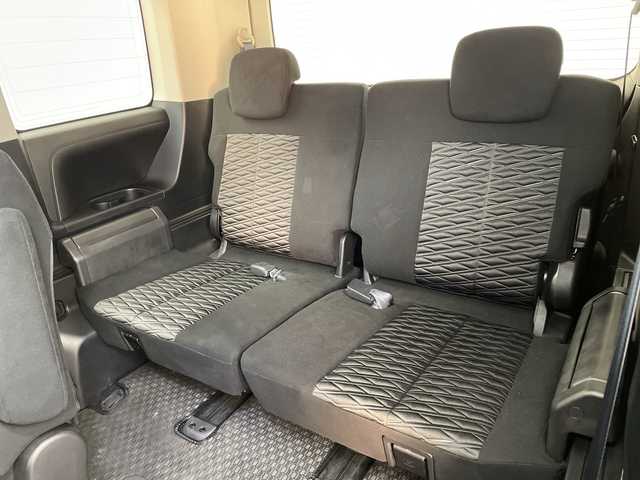 三菱 デリカＤ：５ G パワーパッケージ 兵庫県 2022(令4)年 5.1万km アメジストブラック ・社外ナビ/Bluetooth/CD/DVD/SD/TV/・全方位カメラ/・4WD/・ディーゼル車/・衝突軽減ブレーキ/・レーダクルーズコントロール/・レーンキープアシスト/・オートマチックハイビーム/・両側パワースライドドア/・パワーバックドア/・ステアリングヒーター/・パドルシフト/・運転席パワーシート/・前席シートヒーター/・前後ドライブレコーダー/・ETC/・フロアマット/・オートワイパー/・LEDヘッドライト/・純正アルミホイールタイヤ/・取扱説明書/・保証書/・スペアキー