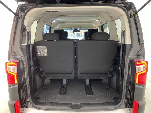 三菱 デリカＤ：５ G パワーパッケージ 兵庫県 2022(令4)年 5.1万km アメジストブラック ・社外ナビ/Bluetooth/CD/DVD/SD/TV/・全方位カメラ/・4WD/・ディーゼル車/・衝突軽減ブレーキ/・レーダクルーズコントロール/・レーンキープアシスト/・オートマチックハイビーム/・両側パワースライドドア/・パワーバックドア/・ステアリングヒーター/・パドルシフト/・運転席パワーシート/・前席シートヒーター/・前後ドライブレコーダー/・ETC/・フロアマット/・オートワイパー/・LEDヘッドライト/・純正アルミホイールタイヤ/・取扱説明書/・保証書/・スペアキー