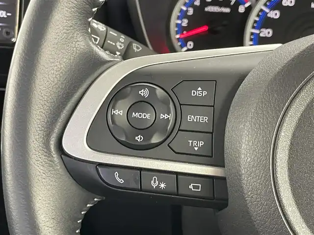 トヨタ ルーミー カスタムG 埼玉県 2020(令2)年 1万km パールホワイトⅢ スマートアシストIII/純正メモリーナビTV(型式：NSCN-W68）/・CD/Bluetooth/SD/全方位カメラ　/両側パワースライドドア/純正ビルトインETC/純正14インチAW/前後ドライブレコーダー/前後コーナーセンサー/追従型クルーズコントロール/前席シートヒーター　/純正フロアマット/LEDオートライト/プッシュスタート/スマートキー/スペアキー