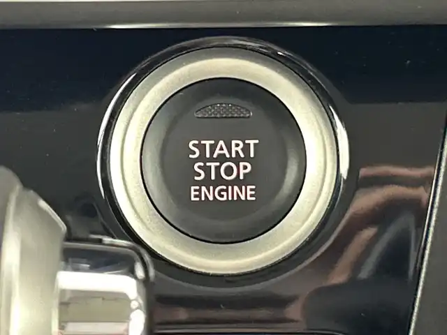 日産 デイズ ルークス HWS X Vセレクション 愛知県 2017(平29)年 1.9万km クールシルバー 純正７インチSDナビ/(CD/DVD/BT/フルセグTV)/バックカメラ/衝突被害軽減システム/両側パワースライドドア/横滑り防止装置/アイドリングストップ/LEDヘッドライト/フォグランプ/オートライト/ウィンカーミラー/電動格納ミラー/純正アルミホイール/プッシュスタート/スマートキー/フロアマット/ドアバイザー