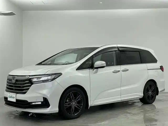 ホンダ オデッセイ アブソルート EX 愛知県 2021(令3)年 3.2万km プラチナホワイトパール 純正9インチナビ/　（AM/FM/Bluetooth/フルセグ）/全方位カメラ/ETC2.0/ホンダセンシング/レーダークルーズコントロール/前後ドライブレコーダー/フリップダウンモニター/シートヒーター/パワーバックドア/デュアルエアコン/ステアリングリモコン/革巻きステアリング/純正18インチアルミホイール/純正フロアマット/HDMI/フォグランプ