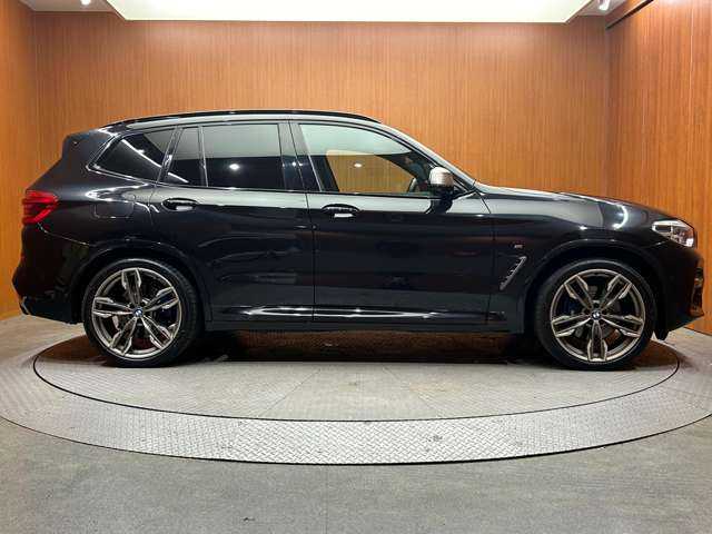 ＢＭＷ Ｘ３ M40d 千葉県 2019(令1)年 3.6万km サファイアブラックP パノラマＳＲ　/茶革シート　/ＡＣＣ　/ナビ　/ＴＶ　/３６０°ｈａｒｍａｎｋａｒｄｏｎサウンド　/シートヒーター　/ベンチレーション　/電動リアゲート　/パーキングアシストプラス　/ドライビングアシストプラス　/ＨＨＵＤ