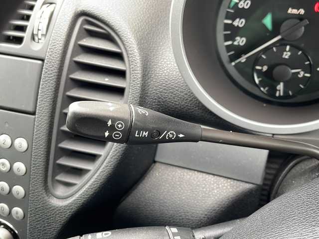 メルセデス・ベンツ ＳＬＫ３５０ 静岡県 2007(平19)年 4.9万km イリジウムシルバー 純正ナビ/バックカメラ/純正アルミホイール/リモコンキー/ETC/黒革シート/シートヒーター/パワーシート/エアスカーフ/パークトロニック/クルーズコントロール/harman/karodn