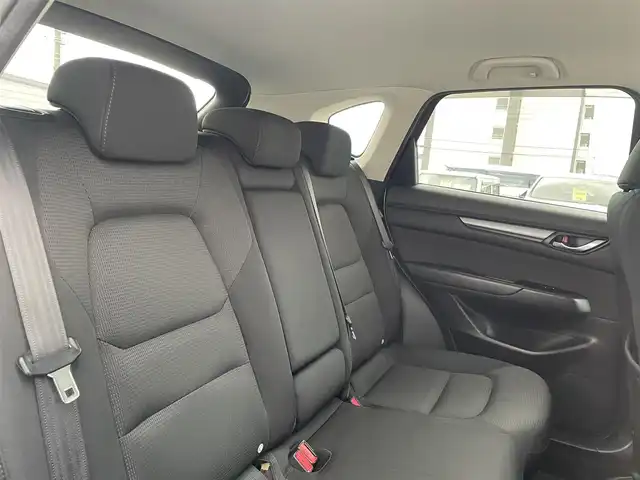 マツダ ＣＸ－５ XD 神奈川県 2019(平31)年 5.7万km スノーフレイクホワイトパールマイカ 純正メーカーナビ/CD/FM/AM/Bluetooth/全方位モニター/レーンキープアシスト/衝突軽減被害システム/トラクションコントロールシステム/LEDヘッドライト/AUTOライト/本革ステアリング/ステアリングスイッチ/LEDヘッドライト/ドアバイザー/フロアマット/プッシュスタート/スマートキー/ETC