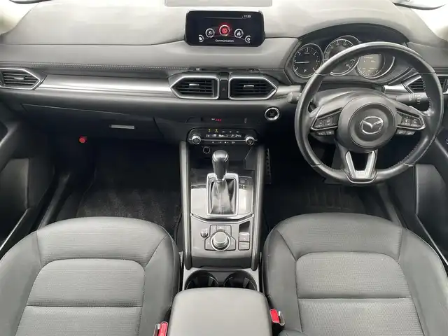 マツダ ＣＸ－５ XD 神奈川県 2019(平31)年 5.7万km スノーフレイクホワイトパールマイカ 純正メーカーナビ/CD/FM/AM/Bluetooth/全方位モニター/レーンキープアシスト/衝突軽減被害システム/トラクションコントロールシステム/LEDヘッドライト/AUTOライト/本革ステアリング/ステアリングスイッチ/LEDヘッドライト/ドアバイザー/フロアマット/プッシュスタート/スマートキー/ETC