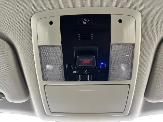 レクサス ＣＴ 200h バージョンC 愛知県 2014(平26)年 5.8万km マーキュリーグレーマイカ 純正ナビ　/（フルセグ/BT/CD/DVD） /レーダークルーズコントロール　/パドルシフト　/バックモニター　/コーナーセンサー　/前席パワーシート　/運転席メモリーシート　/前席シートヒーター　/ドライブレコーダー　/ETC/純正AW
