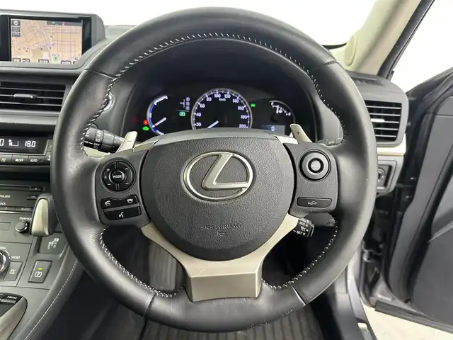 レクサス ＣＴ 200h バージョンC 愛知県 2014(平26)年 5.8万km マーキュリーグレーマイカ 純正ナビ　/（フルセグ/BT/CD/DVD） /レーダークルーズコントロール　/パドルシフト　/バックモニター　/コーナーセンサー　/前席パワーシート　/運転席メモリーシート　/前席シートヒーター　/ドライブレコーダー　/ETC/純正AW