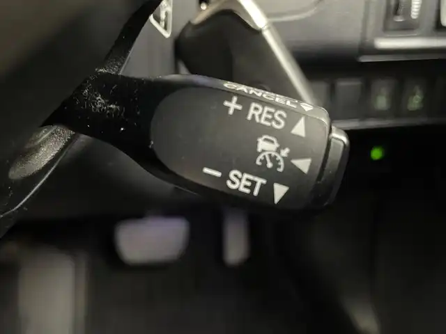 レクサス ＣＴ 200h バージョンC 埼玉県 2014(平26)年 5.8万km マーキュリーグレーマイカ 純正ナビ　/ フルセグ BT CD DVD/レーダークルーズコントロール　/クリアランスソナー /パドルシフト　/バックモニター　　/前席パワーシート　/運転席メモリーシート　/前席シートヒーター　/ドライブレコーダー　/ETC/LEDオートライト