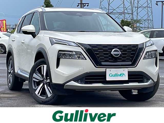 日産 エクストレイル G e－4ORCE 道央・札幌 2023(令5)年 1.8万km ブリリアントホワイトパール ４WD/BOSEプレミアムサウンドシステム/サンルーフ/純正メーカーナビ/AM/FM/BT/フルセグ/プロパイロット/エマージェンシーブレーキ/横滑り防止装置/レーダークルーズコントロール/レーンキープアシスト/パーキングアシスト/クリアランスソナー/アラウンドビューモニター/ビルトインETC2.0/ドライブレコーダー/デジタルインナーミラー/e-Pedal/EVMODE/DRIVEMODE切替/パワーバックドア/前席パワーシート/D席メモリーシート/全席シートヒーター/前席エアシート/レザーシート/革巻きステアリング/ステアリングリモコン/ハンドルヒーター/電動パーキング/オートブレーキホールド/AC100V/プッシュスタート/スマートキー/LEDヘッドライト/オートライト/オートハイビーム/フォグランプ/電動格納ミラー/ウィンカーミラー/純正フロアマット/スペアキー/社外AW付冬タイヤ積込/235/60/R18/2022年/山7mm