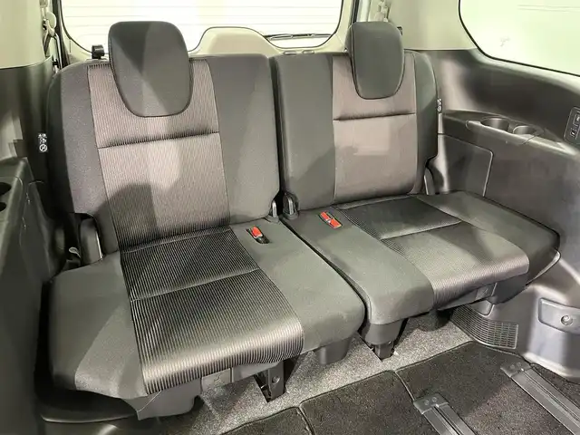 日産 セレナ e－パワー ハイウェイスター V 愛知県 2018(平30)年 5.7万km ミントホワイトP 純正９インチナビ/（CD/DVD/Blu-lay/フルセグ/Bluetooth/SD）/プロパイロット/フリップダウンモニター/デジタルインナーミラー/アラウンドビューモニター/両側パワースライドドア/ビルトインＥＴＣ２．０/ドライブレコーダー　/シートヒーター/コーナーセンサー/ＬＥＤヘッドライト