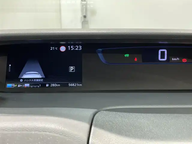 日産 セレナ e－パワー ハイウェイスター V 愛知県 2018(平30)年 5.7万km ミントホワイトP 純正９インチナビ/（CD/DVD/Blu-lay/フルセグ/Bluetooth/SD）/プロパイロット/フリップダウンモニター/デジタルインナーミラー/アラウンドビューモニター/両側パワースライドドア/ビルトインＥＴＣ２．０/ドライブレコーダー　/シートヒーター/コーナーセンサー/ＬＥＤヘッドライト