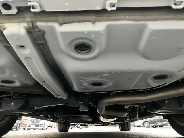 トヨタ ヴェルファイア Z Gエディション 静岡県 2020(令2)年 3.8万km ホワイトパールクリスタルシャイン エンジンスタートボタン/パワーステアリング/パワーウィンドウ/100Ｖ充電/スマートキー/スペアキー1本/Ｗオートエアコン/レーダークルーズコントロール/純正9インチナビ（ＣＤ／ＤＶＤ／ＢＴ／フルセグ）/USB入力端子/ETC2.0/N席電動オットマン/二列目電動オットマン/二列目電動リクライニング/前席パワーシート/電動リアゲート/ドライブレコーダー前後/純正フロアマット/合皮シート/両側パワースライドドア/純正アルミホイール/ABS/横滑り防止装置/コーナーセンサー前後/レーンキープアシスト/盗難防止装置/オートライト/オートマチックハイビーム/三眼LED/W+サイドエアバッグ/カーテンエアバッグ/衝突軽減システム/ステアリングヒーター