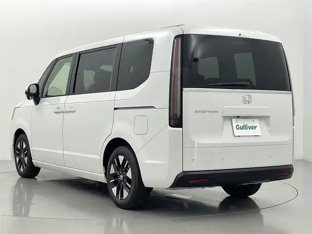 ホンダ ステップワゴン エアー EX 熊本県 2025(令7)年 0.1万km未満 プラチナホワイトパール 登録済未使用車/純正ナビ LXM-247VFLi（ＣＤ・ＤＶＤ・フルセグ・ＢＴ・ＳＤ・ＵＳＢ）/バックカメラ　/両側パワースライドドア　/前後クリアランスソナー　/ホンダセンシング/・衝突軽減ブレーキ/・レーンキープアシスト/・レーダークルーズコントロール/・踏み間違い防止/・標識認識機能/・後方誤発進抑制機能/・近距離衝突軽減ブレーキ/・車線維持支援システム/・歩行者事故低減ステアリング/・先行車発進お知らせ/・ブラインドスポットモニター/・路外逸脱抑制機能/横滑り防止　/前席シートヒーター/パワーバックドア　/純正１６インチAW/シーケンシャルウインカー/オートライト/LEDヘッドライト/フォグライト/スマートキー/プッシュスタート/スペアキー1本/保証書/取扱説明書