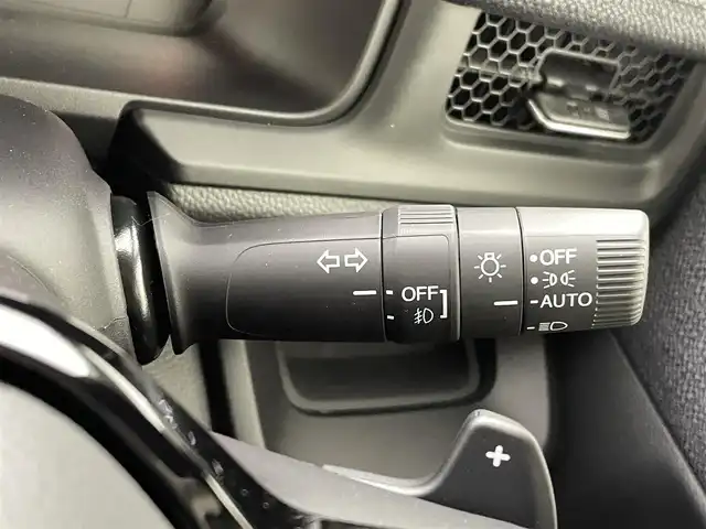 ホンダ ステップワゴン エアー EX 熊本県 2025(令7)年 0.1万km未満 プラチナホワイトパール 登録済未使用車/純正ナビ LXM-247VFLi（ＣＤ・ＤＶＤ・フルセグ・ＢＴ・ＳＤ・ＵＳＢ）/バックカメラ　/両側パワースライドドア　/前後クリアランスソナー　/ホンダセンシング/・衝突軽減ブレーキ/・レーンキープアシスト/・レーダークルーズコントロール/・踏み間違い防止/・標識認識機能/・後方誤発進抑制機能/・近距離衝突軽減ブレーキ/・車線維持支援システム/・歩行者事故低減ステアリング/・先行車発進お知らせ/・ブラインドスポットモニター/・路外逸脱抑制機能/横滑り防止　/前席シートヒーター/パワーバックドア　/純正１６インチAW/シーケンシャルウインカー/オートライト/LEDヘッドライト/フォグライト/スマートキー/プッシュスタート/スペアキー1本/保証書/取扱説明書