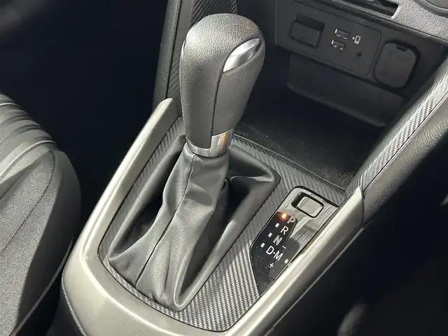 マツダ マツダ２ XD 大阪府 2019(令1)年 3.5万km アークティックホワイト 純正7型ナビ/ＡＭ/ＦＭ/Bluetooth/衝突被害軽減システム/コーナーセンサー/ETC/LEDヘッドライト/オートエアコン/横滑り防止装置/車線逸脱警報/オートライト/スマートキー/スペアキー有/プッシュスタート/純正15インチアルミホイール	/ステアリングスイッチ/電動格納ミラー/ドアバイザー