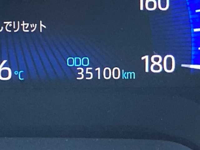 トヨタ カローラツーリング ハイブリッド ダブルバイビー 千葉県 2019(令1)年 3.5万km スパークリングブラックパールクリスタルシャイン T-Connectナビ/(Bluetooth フルセグTV)/バックカメラ/衝突被害軽減システム/車線逸脱警報/クルーズコントロール/ハーフレザーシート/横滑り防止装置/ビルトインETC/LEDヘッドライト/フォグランプ/オートライト/ウィンカーミラー/電動格納ミラー/純正17インチAW/シートリフター/プッシュスタート/スマートキー/フロアマット/ドアバイザー/スペアキー/取扱説明書