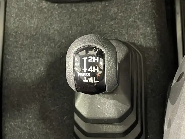 スズキ ジムニー XG 愛知県 2022(令4)年 3.3万km ジャングルグリーン ナビ/ミッション車/バックカメラ/ビルトインＥＴＣ/ヒルディセントコントロール/フォグランプ/ＩＳＯＦＩＸ/Ｂｌｕｅｔｏｏｔｈ/ＣＤ／ＤＶＤ/黒レザーシートカバー/純正１６インチアルミホイール/アクセサリーソケット/Ａ／Ｃ