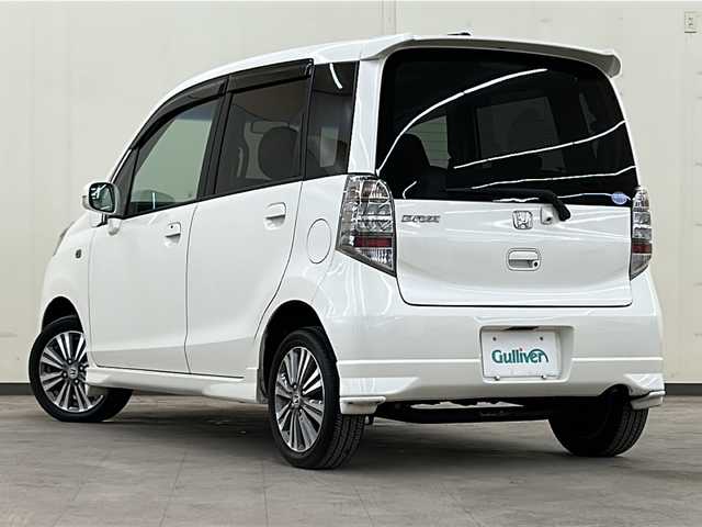 ホンダ ライフ ディーバ ターボパッケージ 道央・札幌 2012(平24)年 2.6万km プレミアムホワイトパール /4WD//純正ディスプレイオーディオ/（CD/DVD/SD/AM/FM）//ステアリングリモコン//ETC//ヒーテッドミラー//スペアキー//エンジンスターター//フォグライト//バックカメラ//リアスポイラー//ターボ車//純正14インチAW