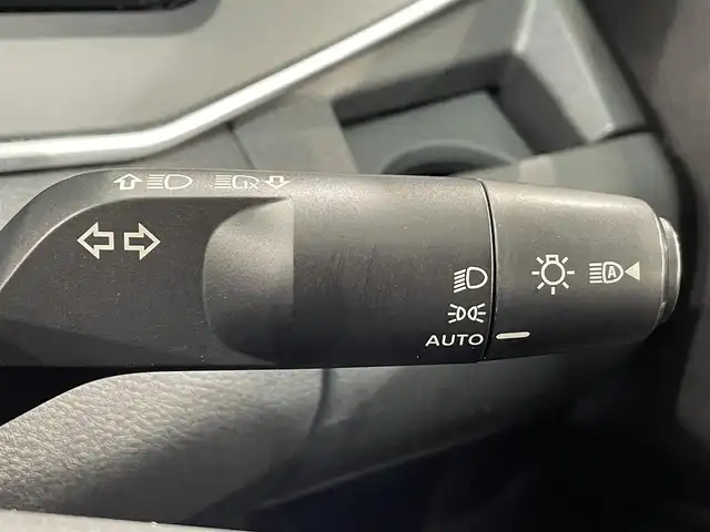 日産 ノート X 愛知県 2021(令3)年 4.6万km ピュアホワイトパール 純正9インチナビ/（Bluetooth/AM/FM/フルセグTV/Carplay）/衝突軽減ブレーキ/アランドビューモニター/レーダークルーズコントロール/ビルトインETC2.0/LEDヘッドライト/オートマチックハイビーム/ドライブレコーダー/ワイヤレス充電/ブラインドスポットモニター/コーナーセンサー/HDMI接続/スマートキー/純正16インチAW/アイドリングストップ